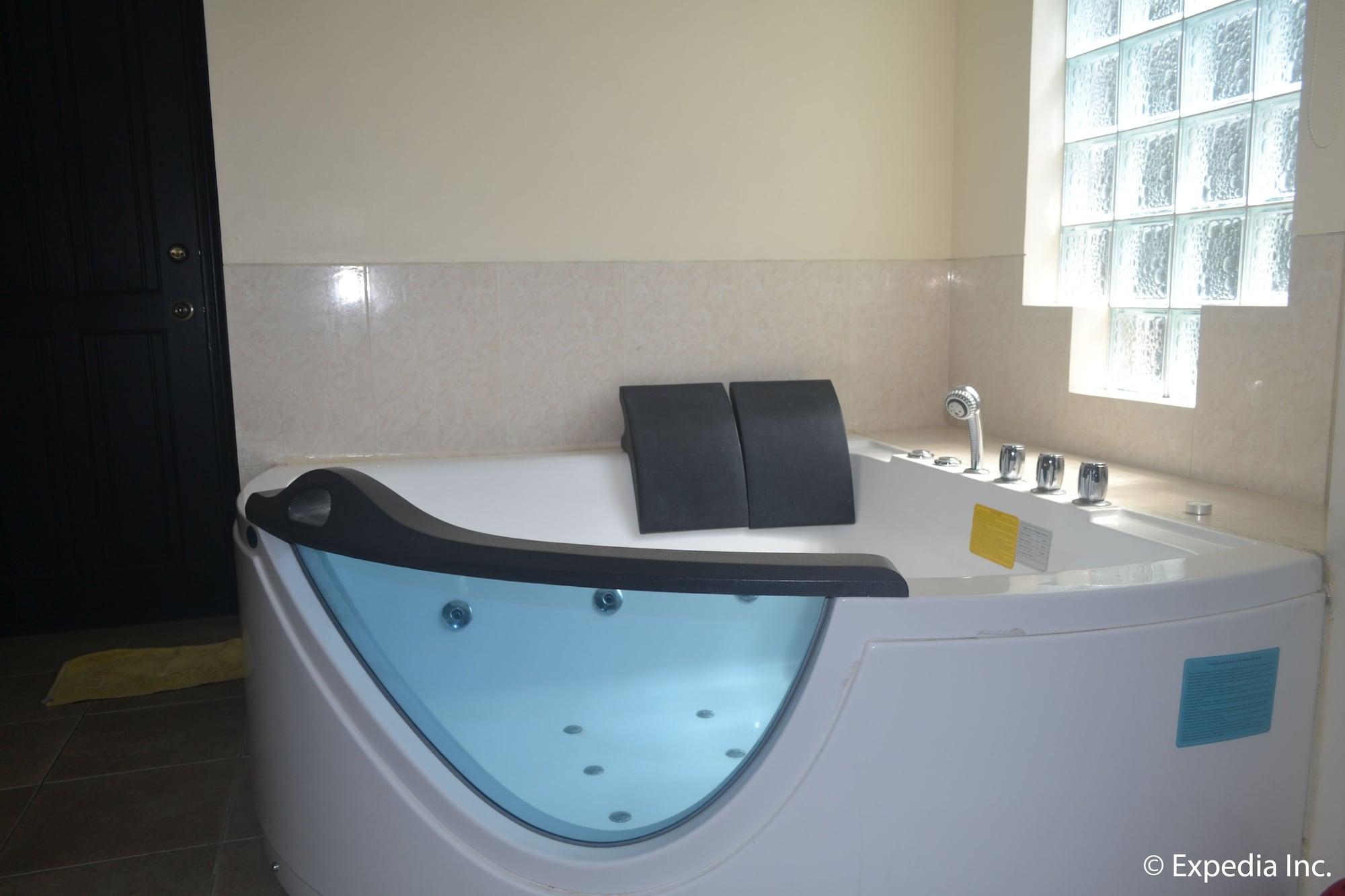 บูมเมอแรง โฮเต็ล Hotel อังเฮเลส ภายนอก รูปภาพ