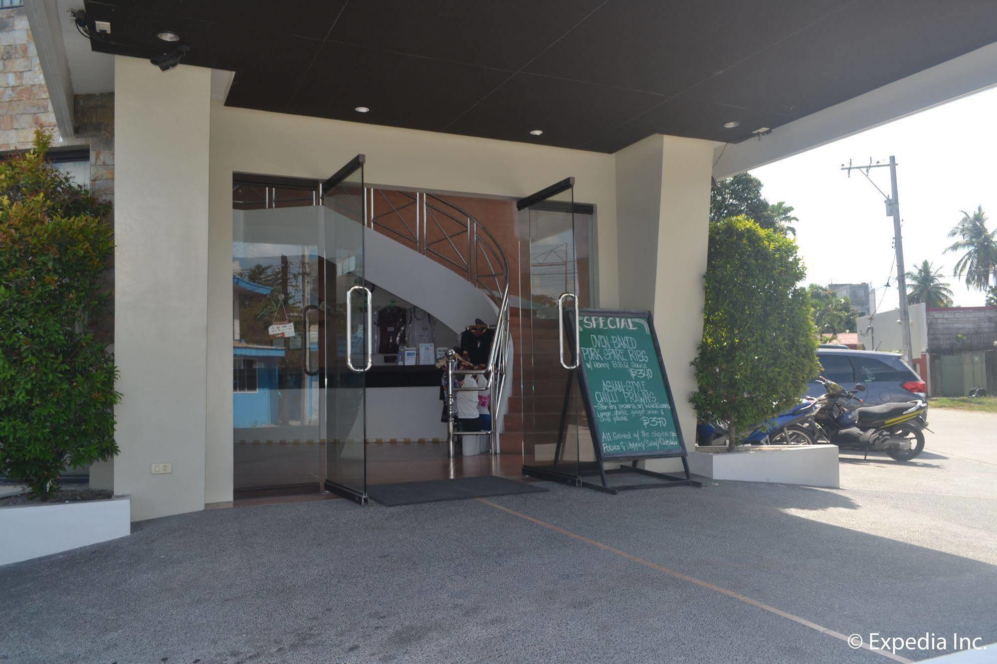 บูมเมอแรง โฮเต็ล Hotel อังเฮเลส ภายนอก รูปภาพ