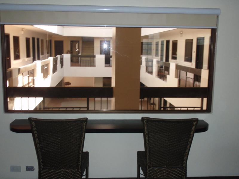 บูมเมอแรง โฮเต็ล Hotel อังเฮเลส ภายนอก รูปภาพ