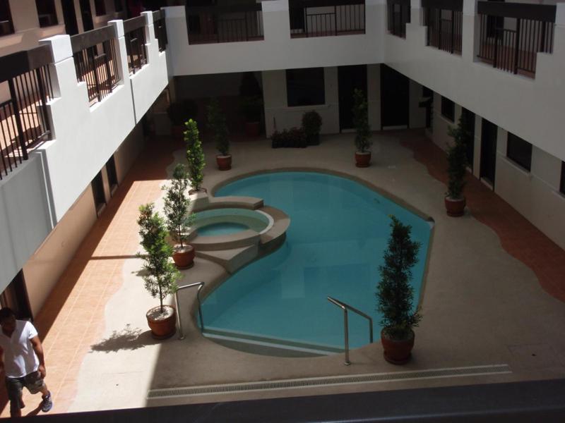 บูมเมอแรง โฮเต็ล Hotel อังเฮเลส ภายนอก รูปภาพ